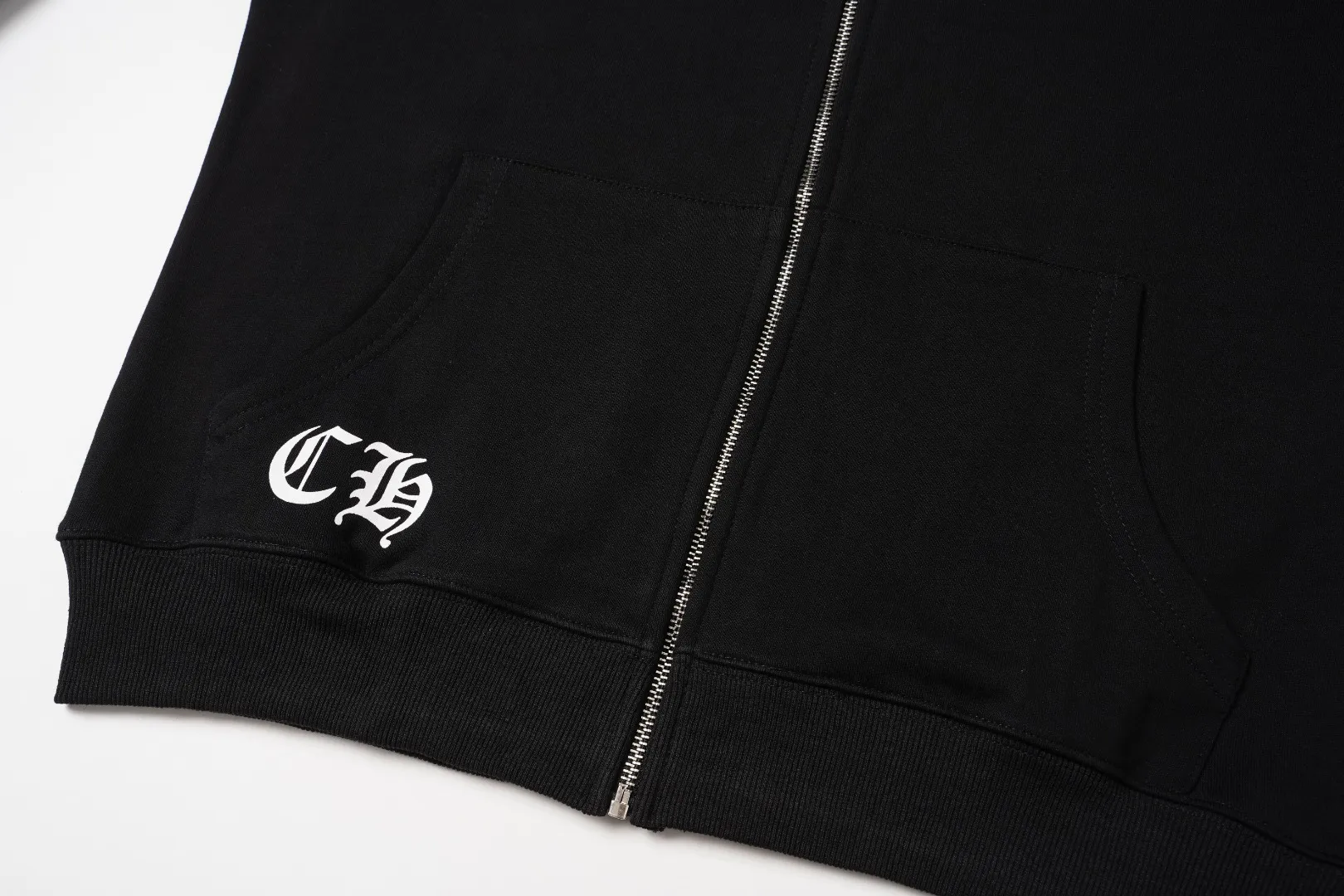 8616 8616 Nyc st Black St.Barth ， ， +Light Blue “St.Barth” ， （ ）. 。 。1：1 。 Black White S Xl